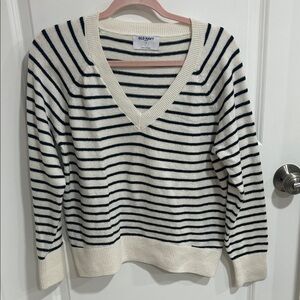 Old Navy Women's V-Neck Sweater - Navy and Cream Stripes
